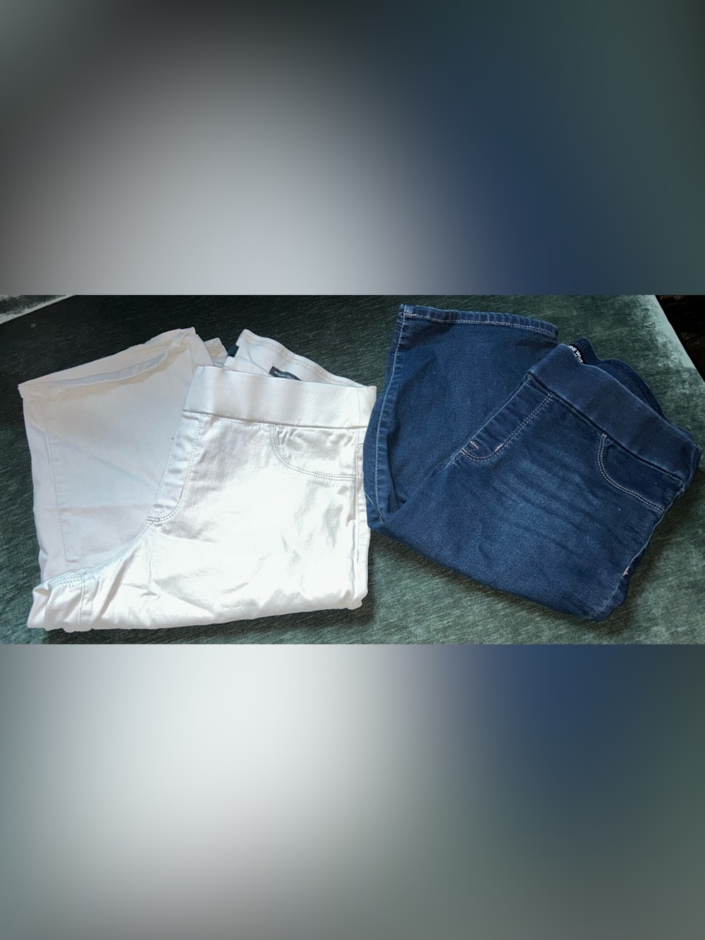 Nine-West Classic Women's Jeans Bundle - White and Dark Blue